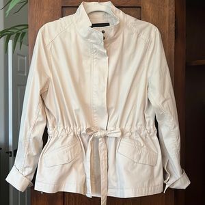 Banana Republic Factory Tie Waist Utility Jacket. Cream. Size M